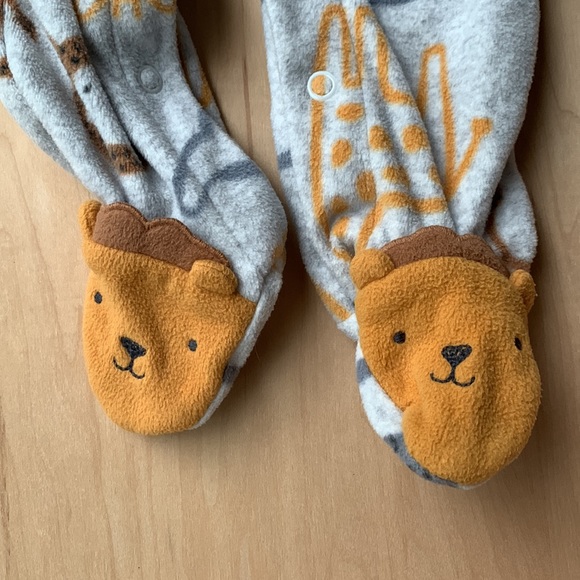 #3. Child of Mine by Carter’s 0-3 months sleeper - Picture 2 of 3